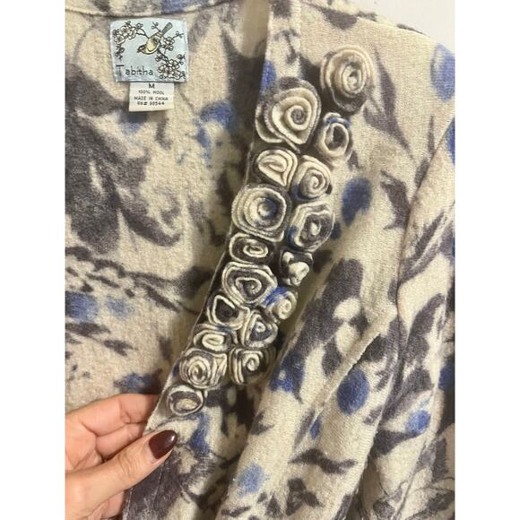 Anthropologie ‘Bud, Blossom and Blue Cardigan’ by Tabitha 100% Wool Women's sz M - Picture 5 of 8